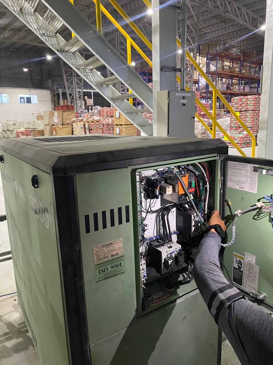 Trabajo realizado de automatización industrial